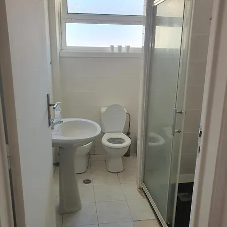 S&s אכסניה