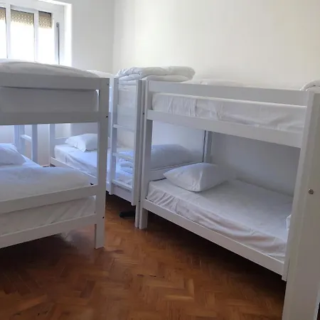 بيت شباب S&s Lisboa