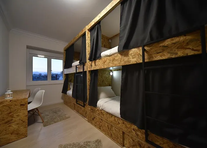 بيت شباب S&s *