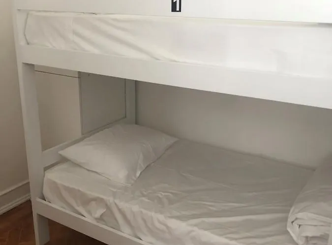 بيت شباب S&s Lisboa